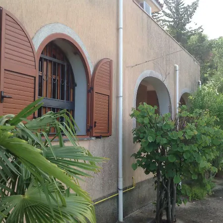 Villa La Casa Di Crescenzo *